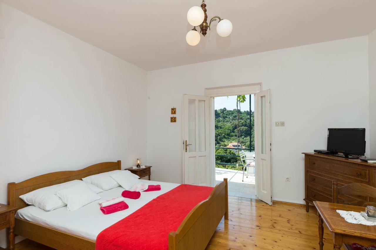 Apartments Miskovic Donje Celo Phòng bức ảnh