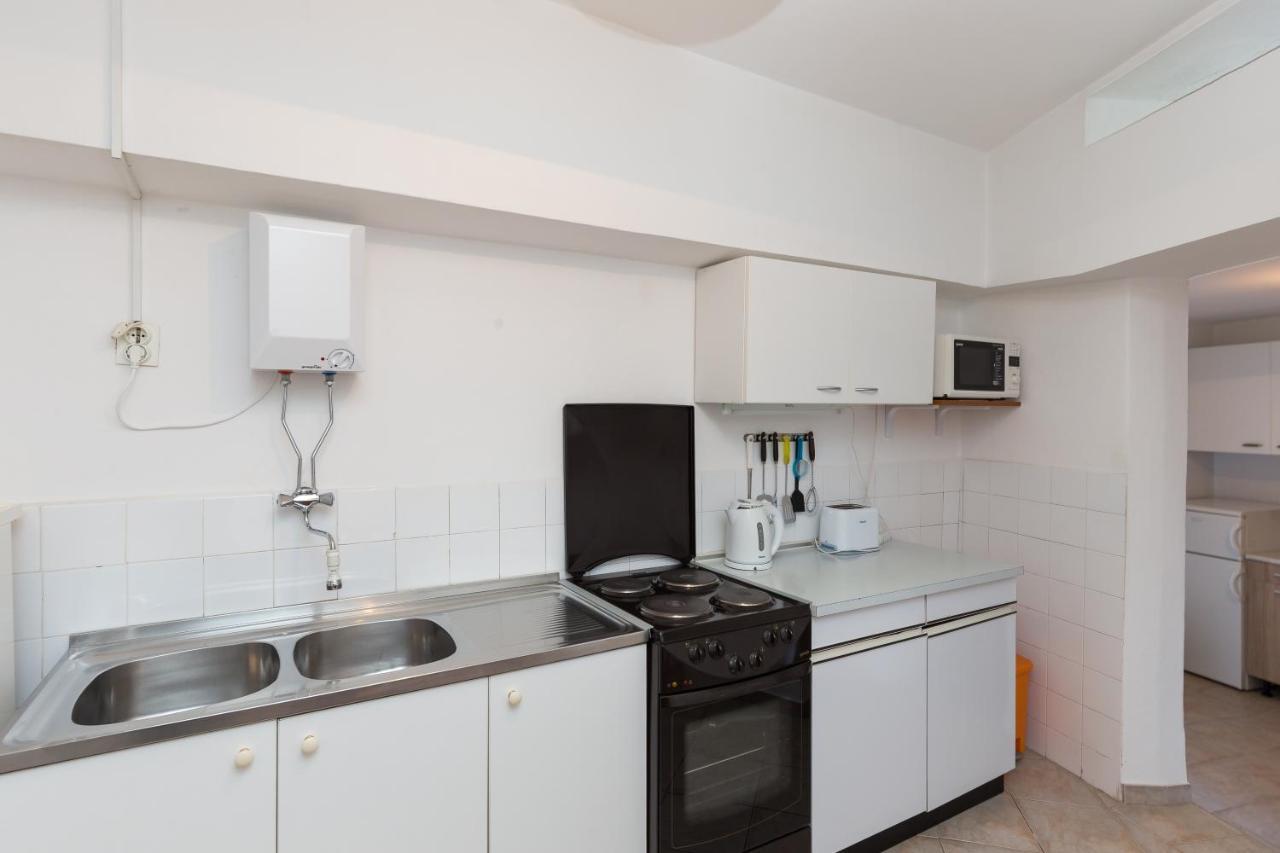 Apartments Miskovic Donje Celo Phòng bức ảnh